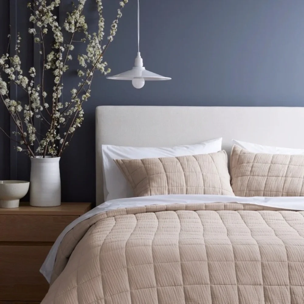 NWOT Quince Organic Airy Gauze Box Quilt King Sham Set in Dune (Tan)